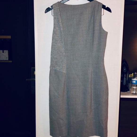 ⛲️HUGO BOSS⛲️MIXED MEDIA GREY SHEATH DRESS⛲️ - Picture 3 of 7